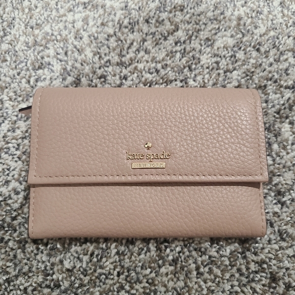 kate spade Handbags - Kate Spade Wallet